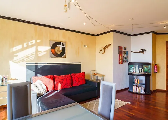 Daire Guestready - A Homely Retreat In Sao Martinho *